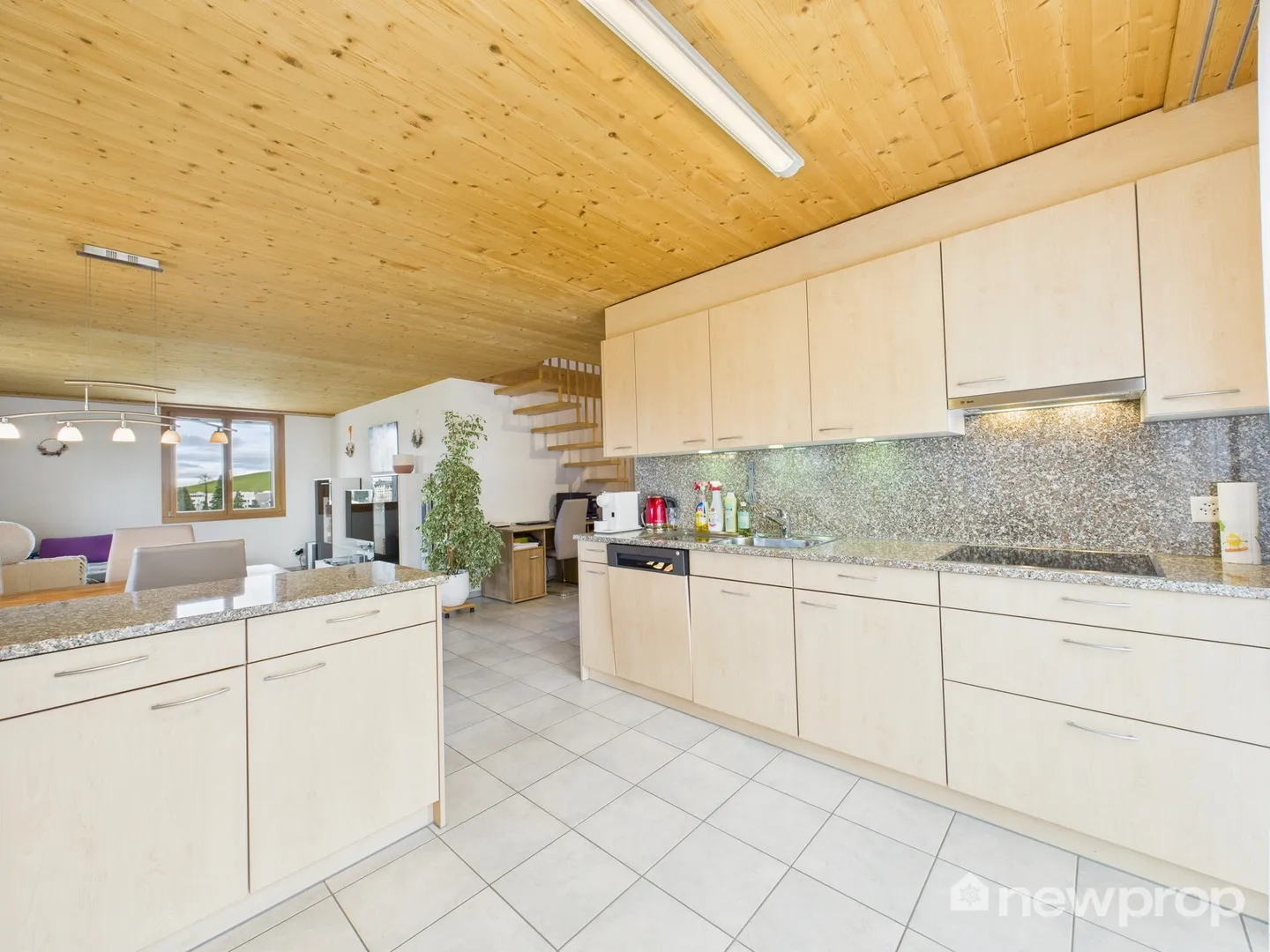 Bellissima casa di 4,5 stanze in campagna - Foto 2 di 13