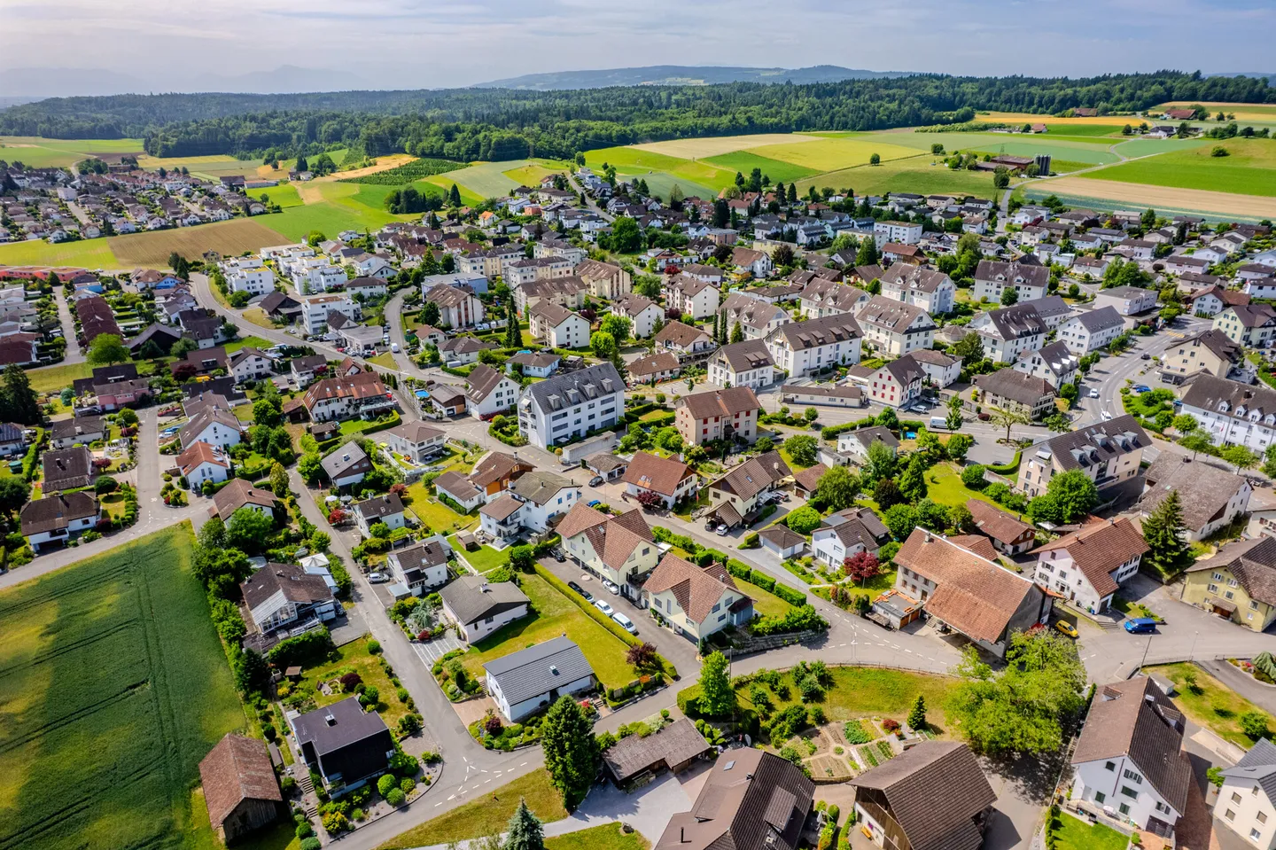 Grosszügiges Einfamilienhaus - Foto 2 von 13