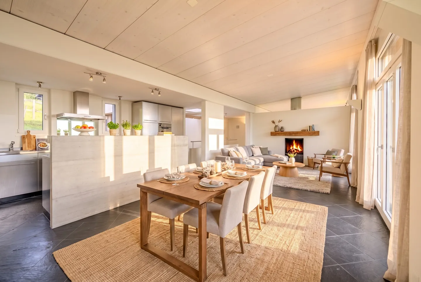 Votre charmante maison avec une vue imprenable sur le lac de Zurich - Photo 4 sur 13