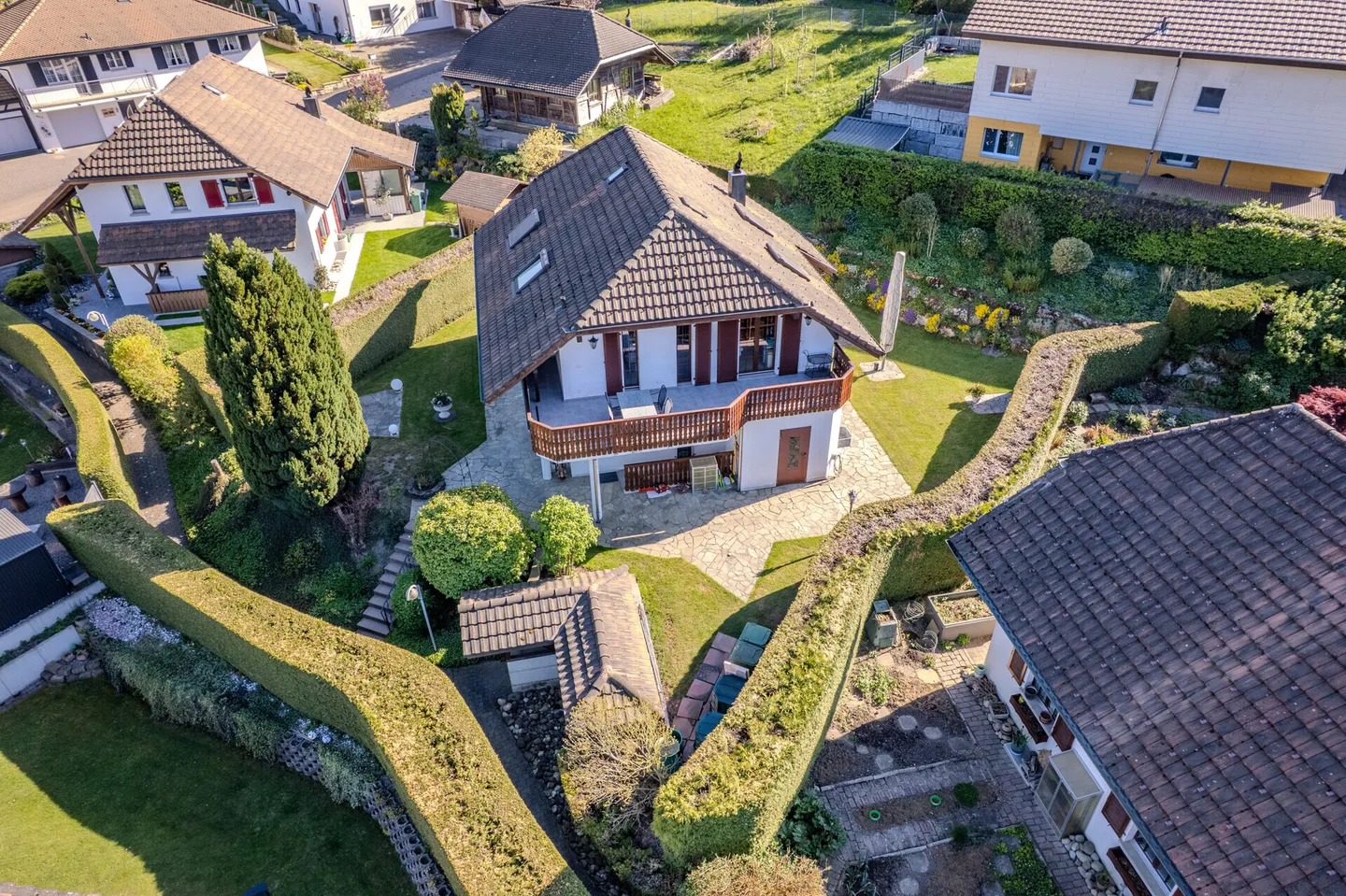 Maison familiale de 5,5 pièces dans le style d'une maison de campagne avec de grands espaces extérieurs - Photo 13 sur 13