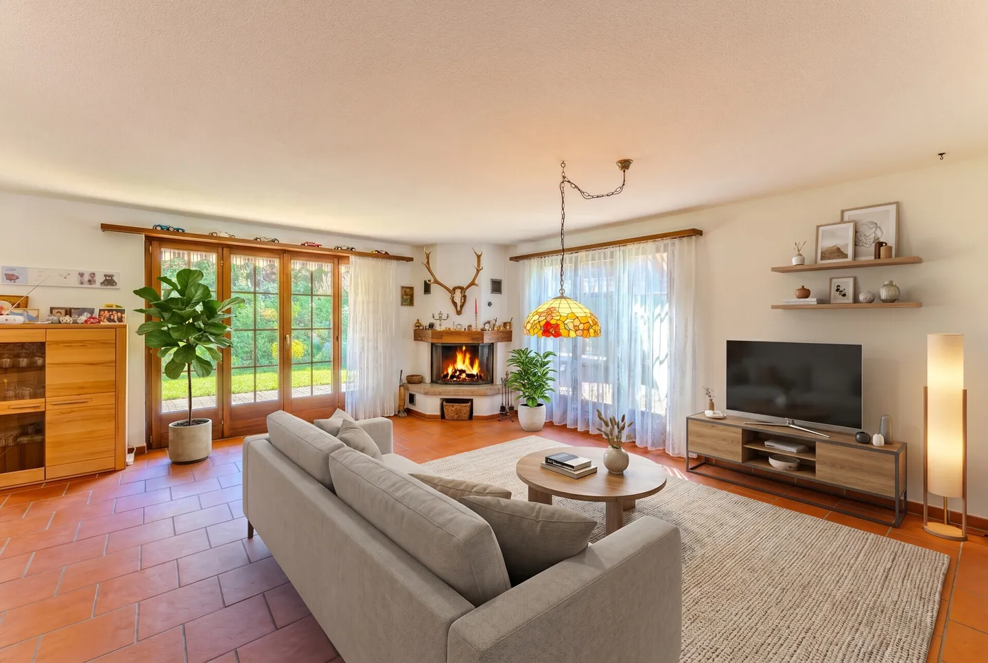 Maison familiale de 5,5 pièces dans le style d'une maison de campagne avec de grands espaces extérieurs - Photo 6 sur 13