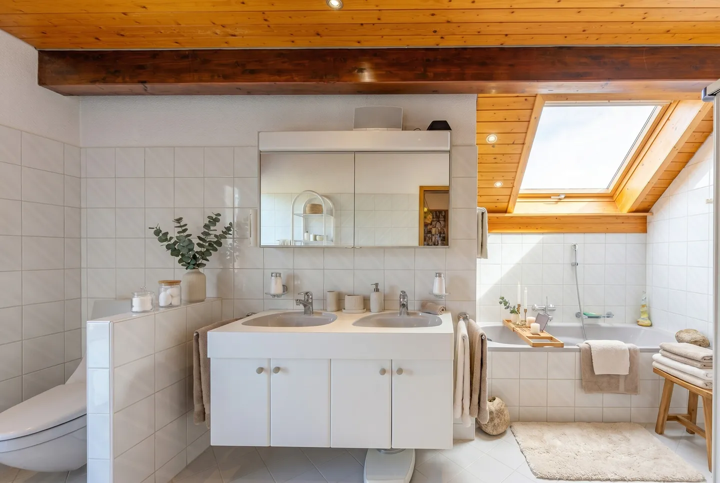Maison familiale de 5,5 pièces dans le style d'une maison de campagne avec de grands espaces extérieurs - Photo 10 sur 13