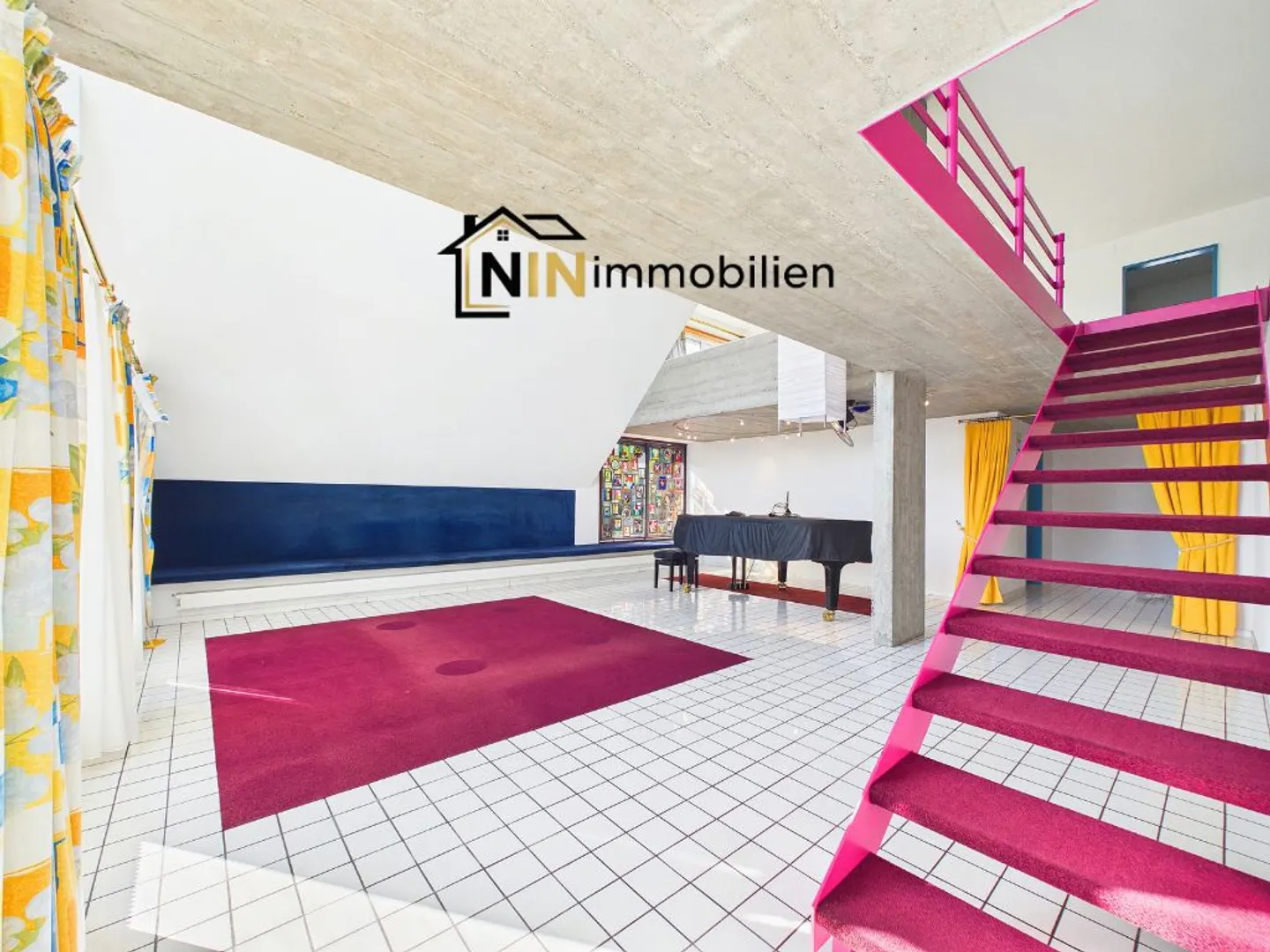 Viel Platz / Maisonette mit Galerie / Jurasicht - Photo 3 of 8