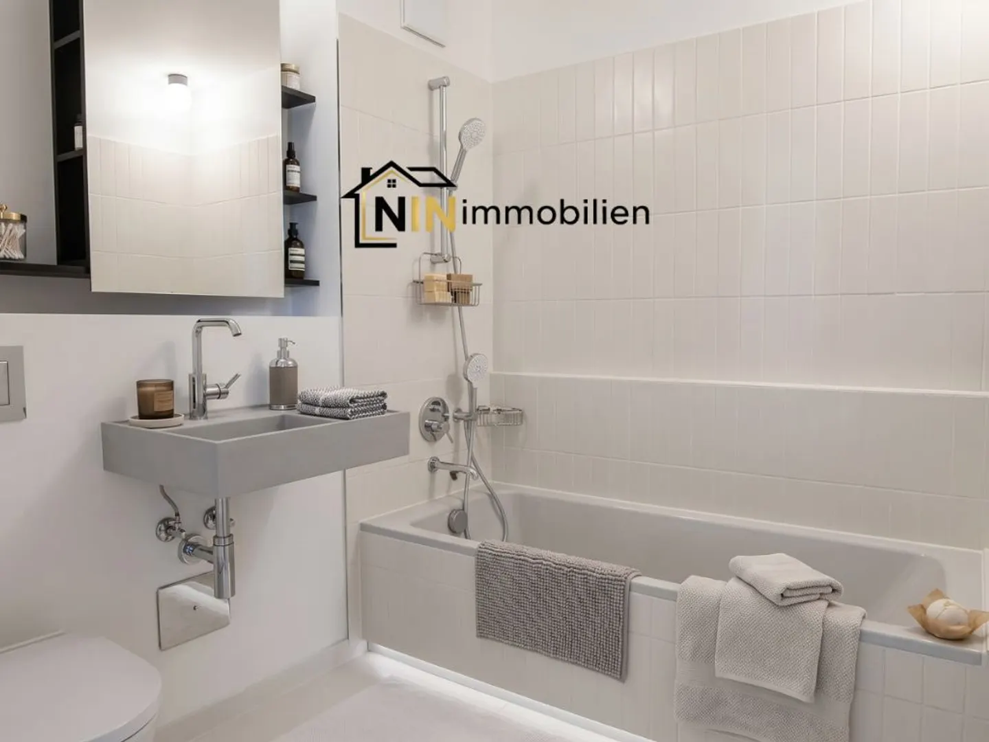 Neuwertiger Wohntraum trifft moderne Architektur - Foto 7 di 8