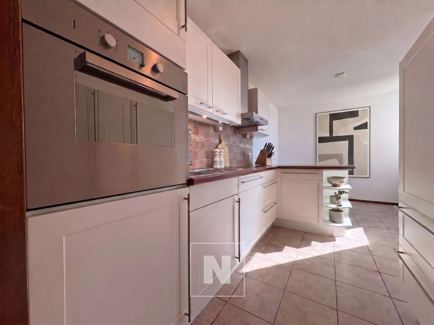 3.5-room apartment of approximately 95 m2 with balcony! - Photo 3 of 13