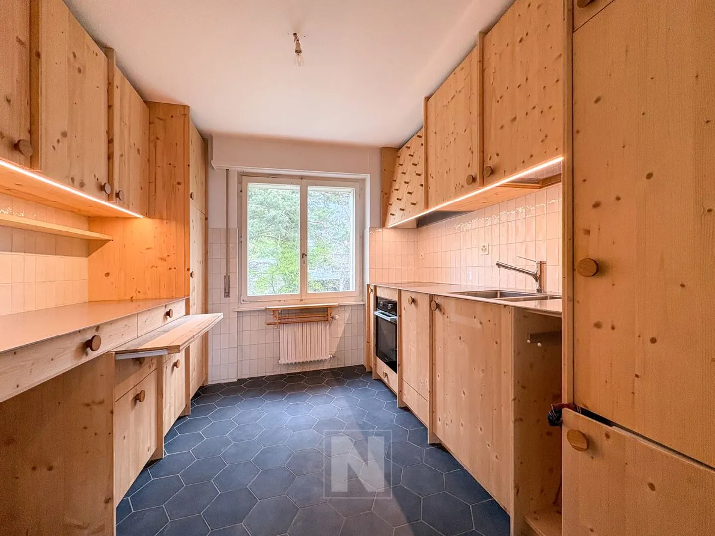 Magnifique 3.5 pièces à 10 min du lac à pied ! - Photo 8 of 12