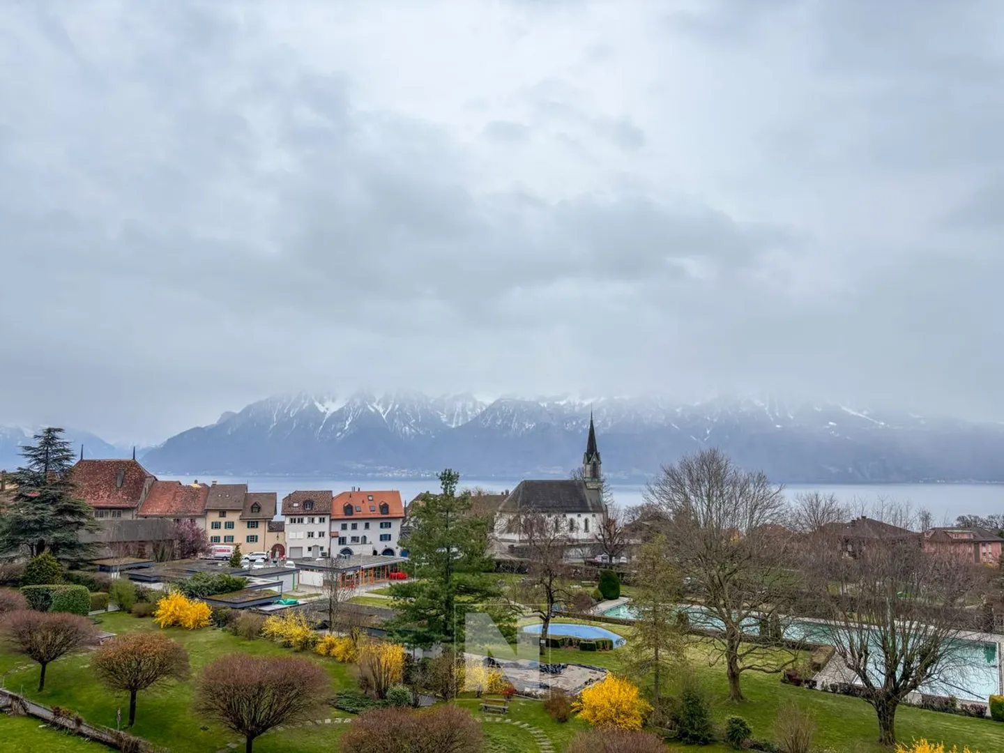 Magnifique 3.5 pièces à 10 min du lac à pied ! - Photo 11 of 12