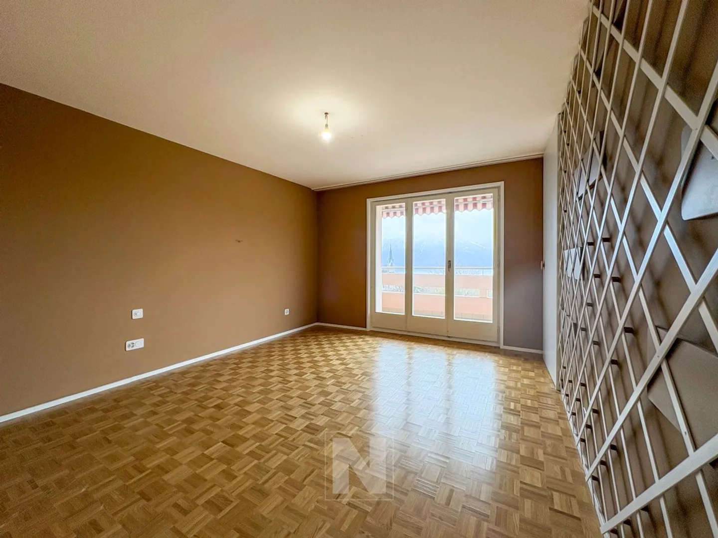 Magnifique 3.5 pièces à 10 min du lac à pied ! - Photo 3 of 12