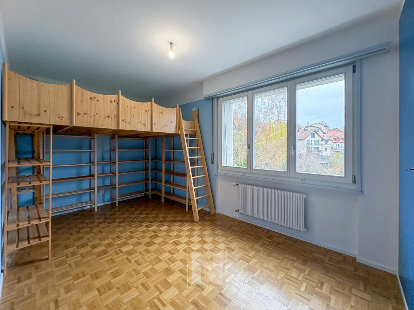 Magnifique 3.5 pièces à 10 min du lac à pied ! - Photo 4 of 12