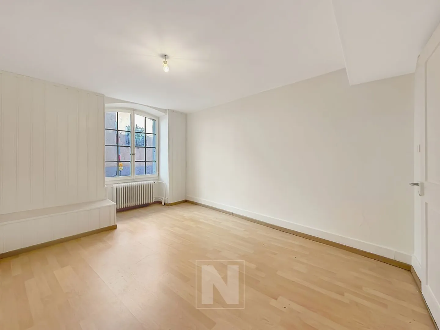 Orbe, semi-detached house composed of two apartments - Photo 3 of 13