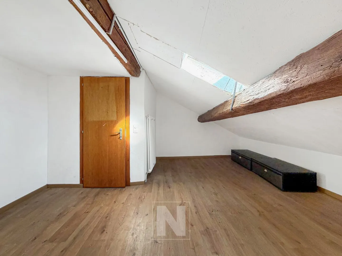 Orbe, semi-detached house composed of two apartments - Photo 5 of 13