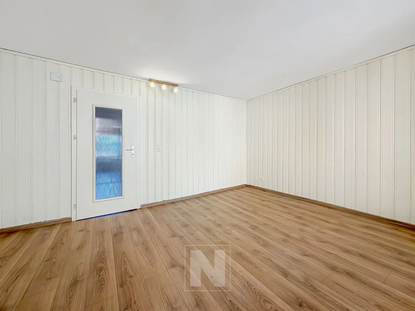 Orbe, semi-detached house composed of two apartments - Photo 6 of 13