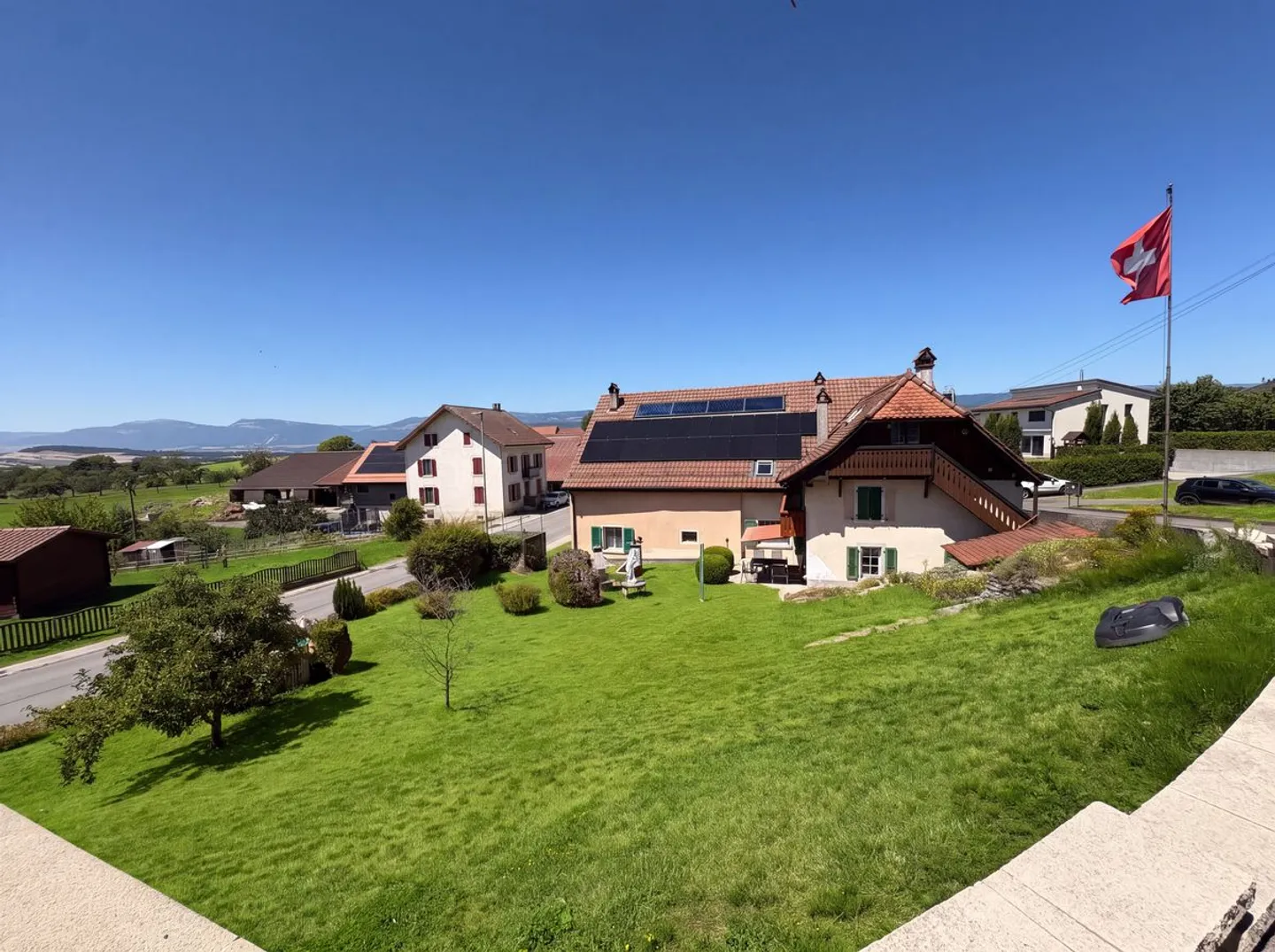 Maison Charmante avec Jardin - Photo 1 sur 13