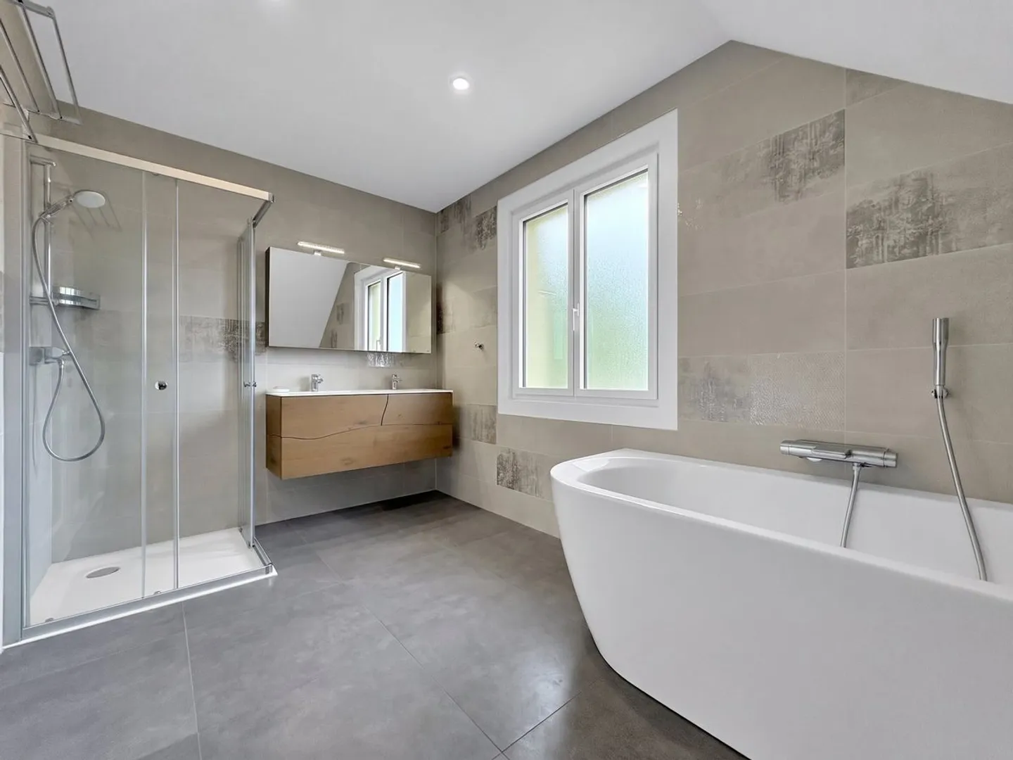 6.5-room detached house for sale in Valeyres-sous-Montagny - 170 m², swimming pool - Photo 11 of 13