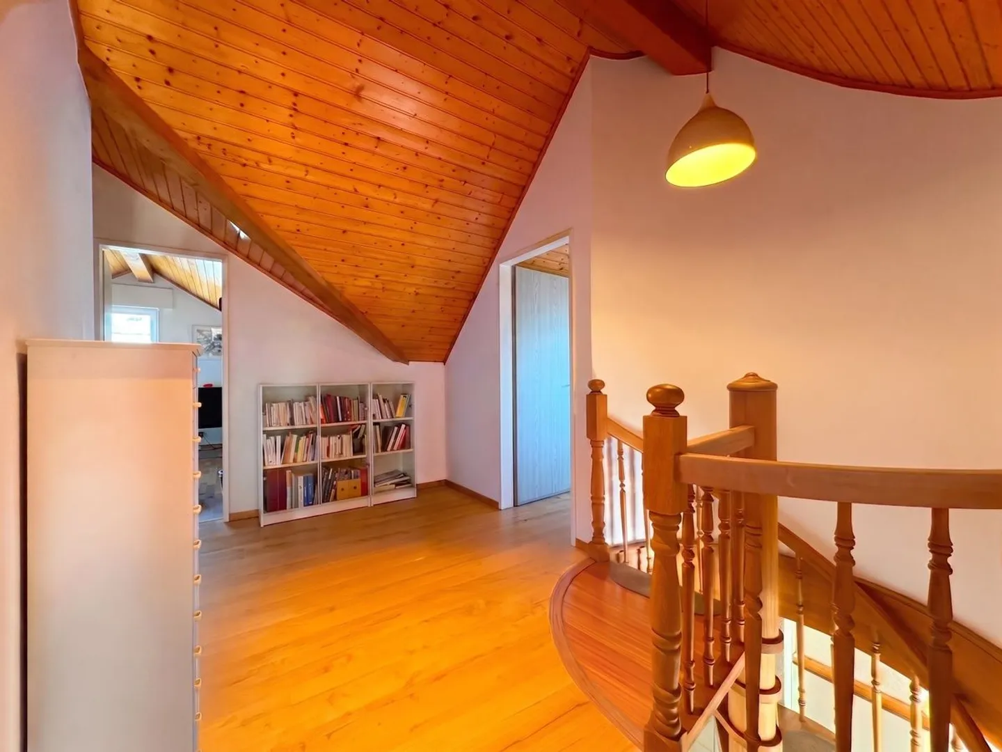 Appartamento di 4,5 locali in vendita a Morges - 124 m2, con camino e balcone! - Foto 6 di 13