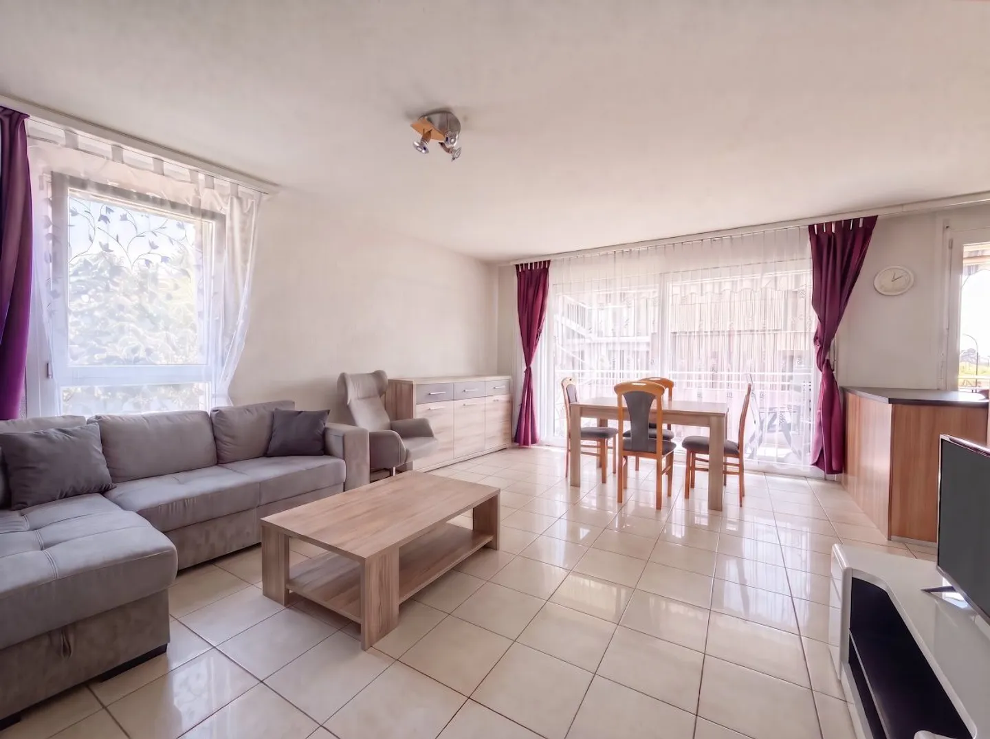 Appartement à vendre à Lausanne - 3 pièces 75 m² avec 2 salles d'eau, un grand balcon et un parking intérieure - Foto 1 von 13