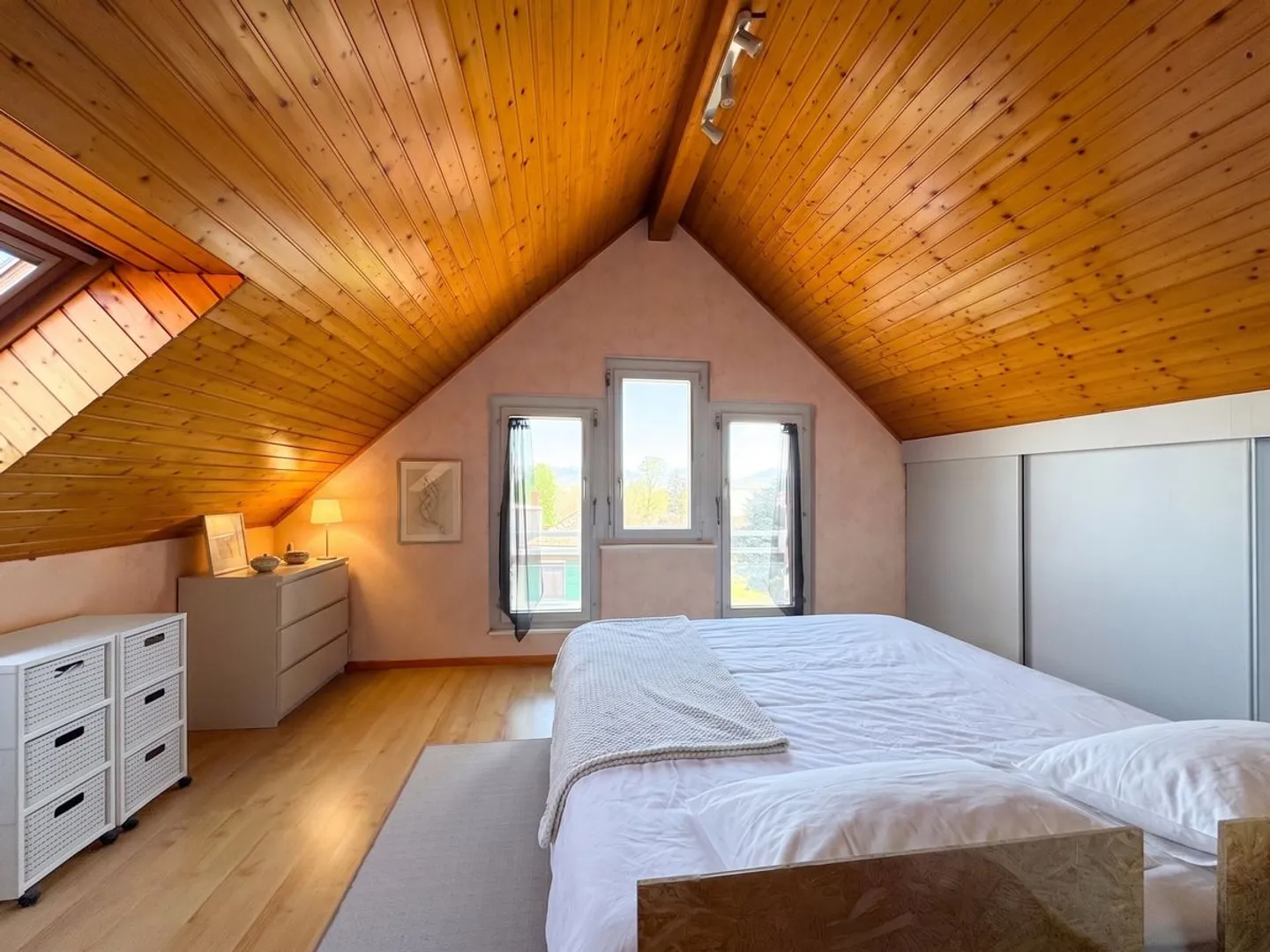 Appartamento di 4,5 locali in vendita a Morges - 124 m2, con camino e balcone! - Foto 9 di 13