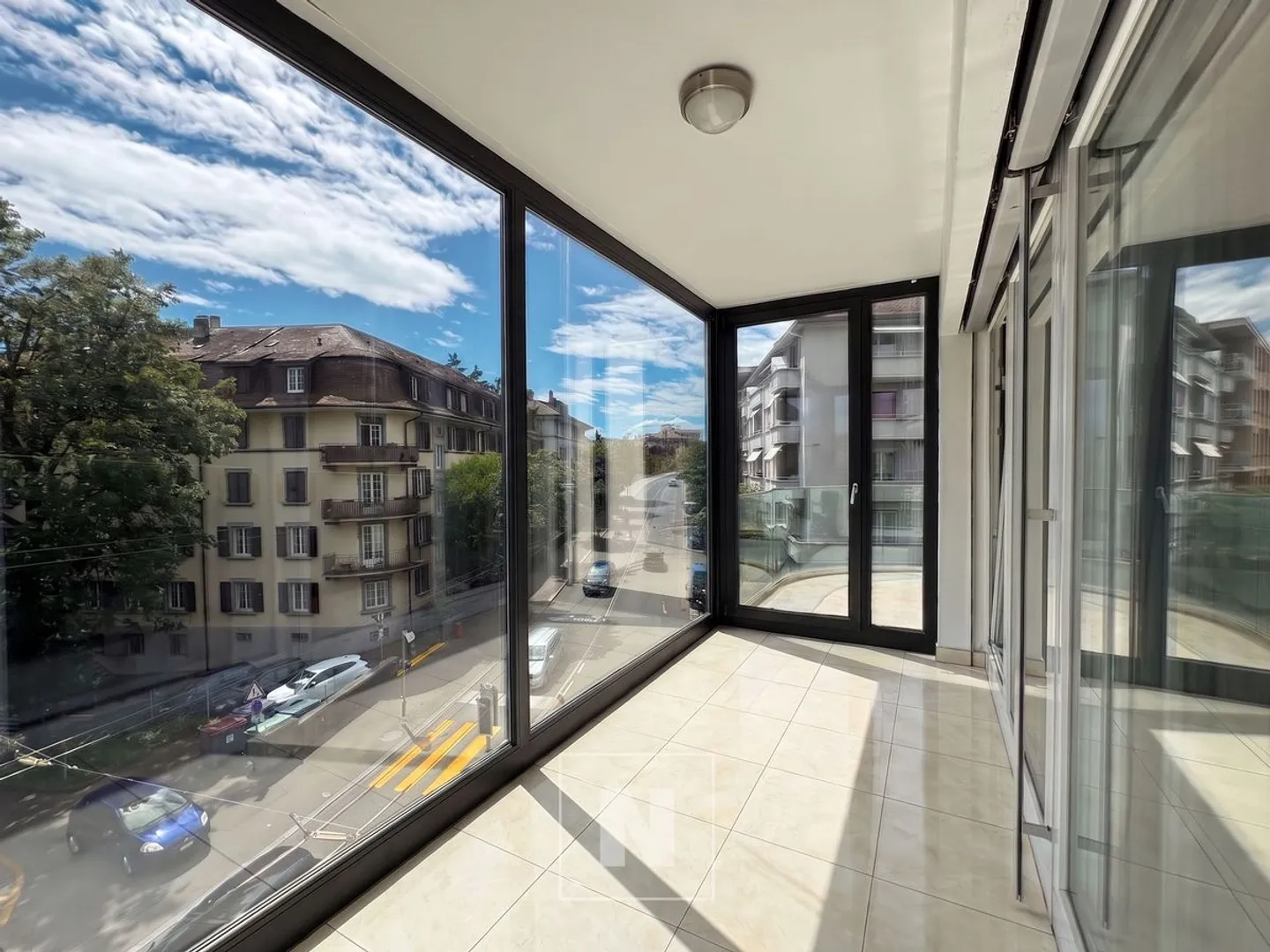Penthouse apartment with 4.5 rooms for sale in Lausanne - 127 m², large balcony - Photo 3 of 13