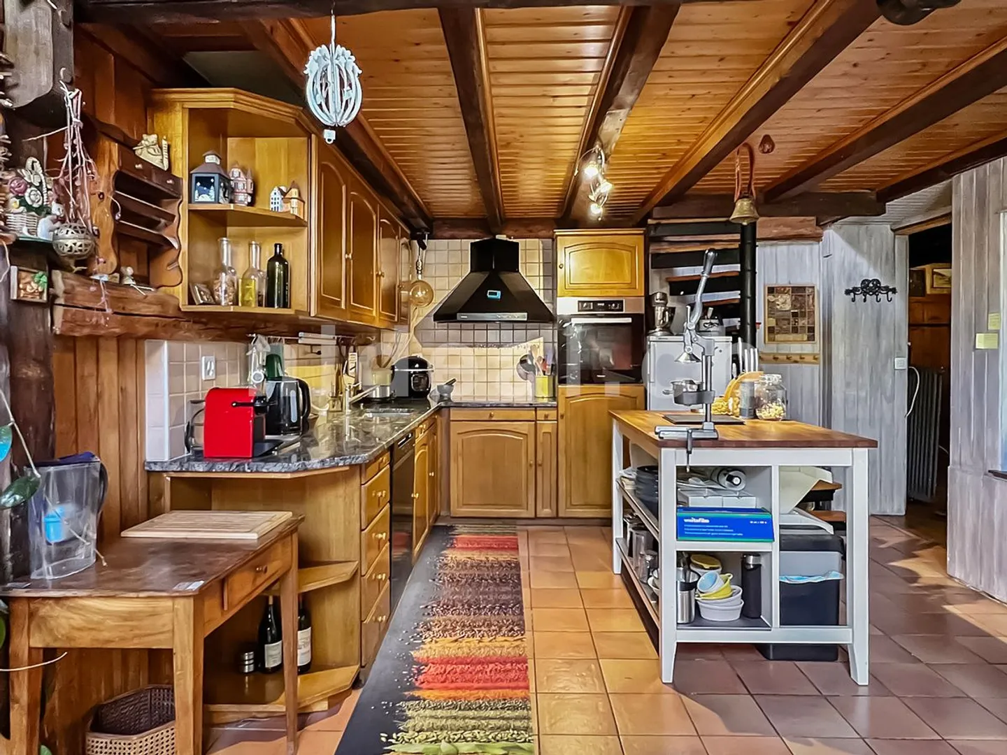 Les Charbonnières, vecchia fattoria da ristrutturare ca. 230 m2 + appartamento separato (2 locali) - Foto 4 di 13