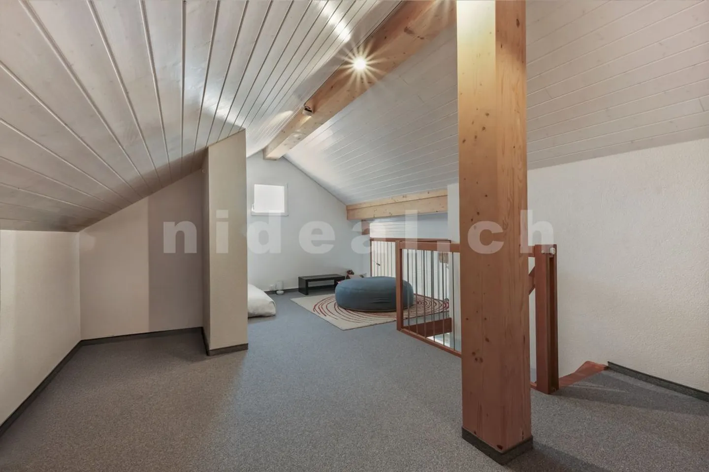 Appartement spacieux avec terrasse - Photo 12 sur 13