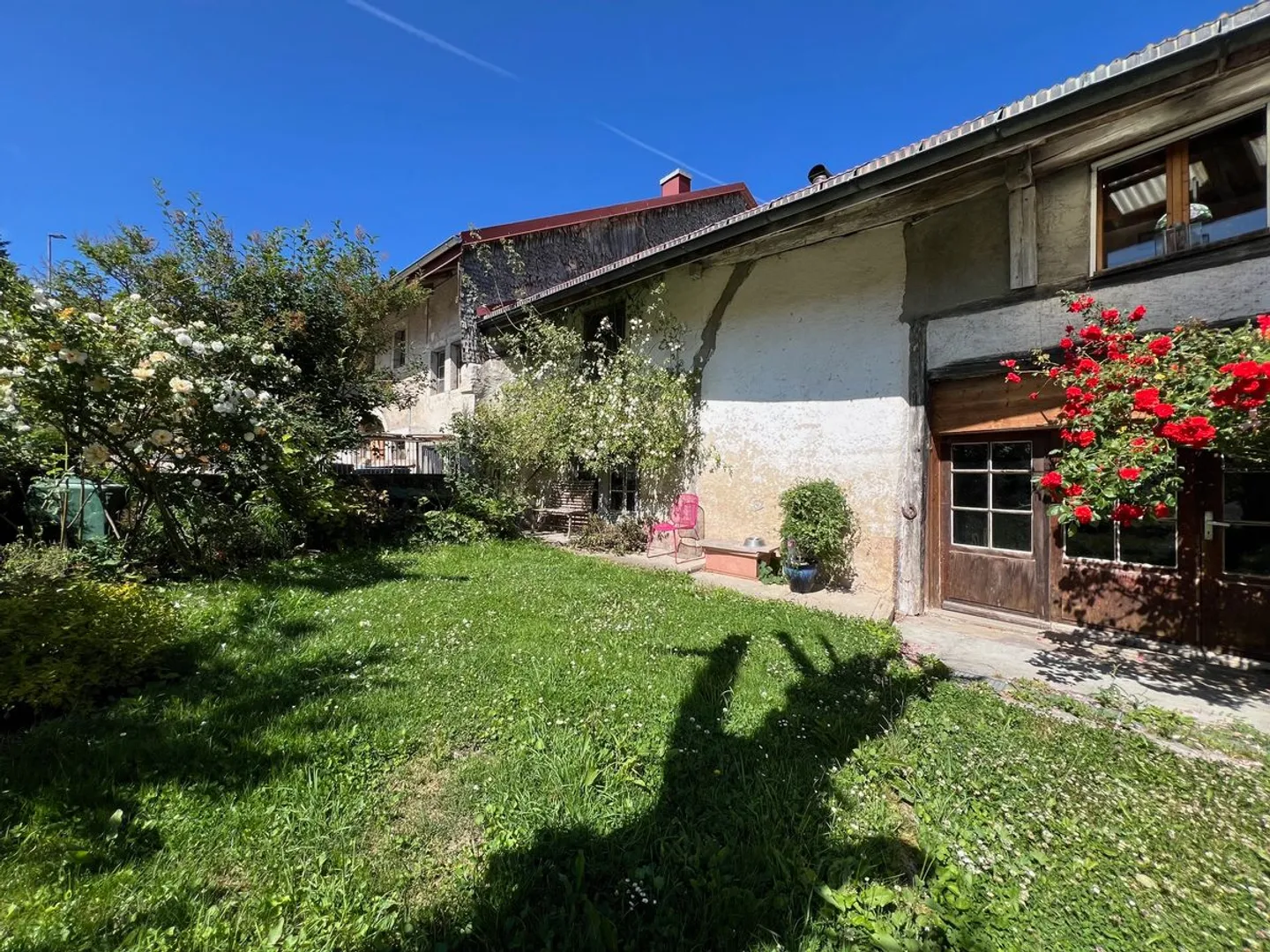 Les Charbonnières, vecchia fattoria da ristrutturare ca. 230 m2 + appartamento separato (2 locali) - Foto 1 di 13