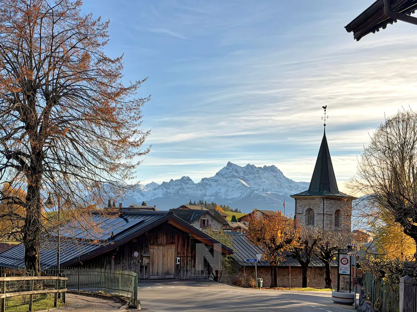 Chalet zu verkaufen in Leysin - 7 Zimmer, 175 m2 mit Sauna - Foto 1 von 13