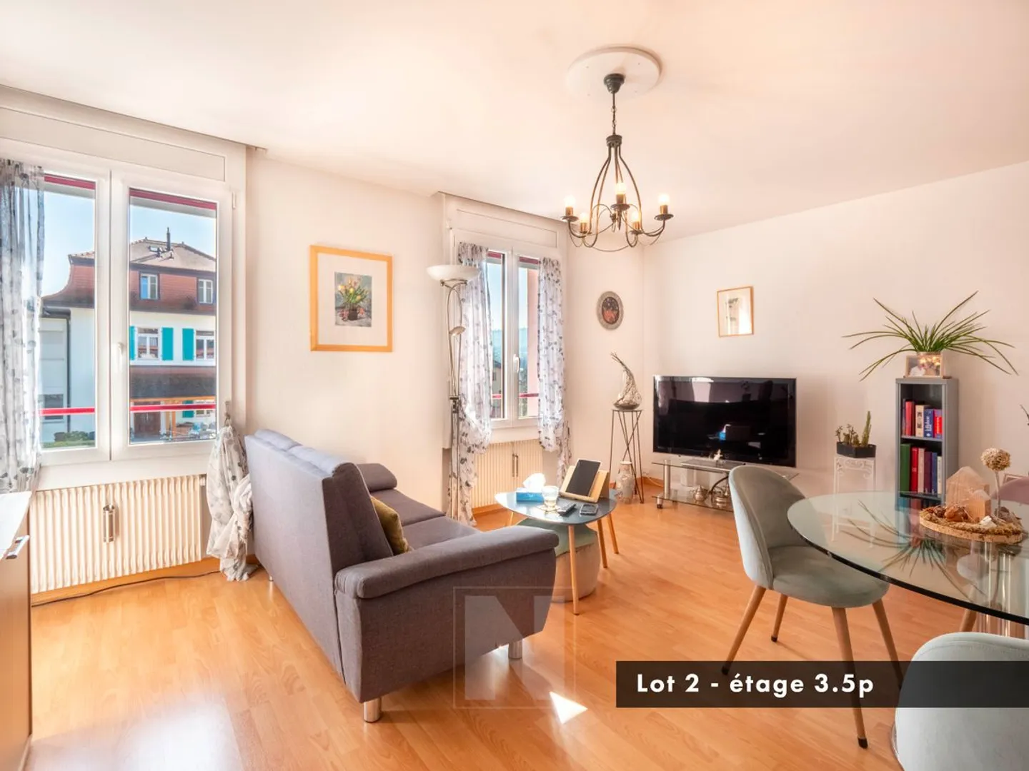 Renovated Building in Lucens - Photo 11 of 13