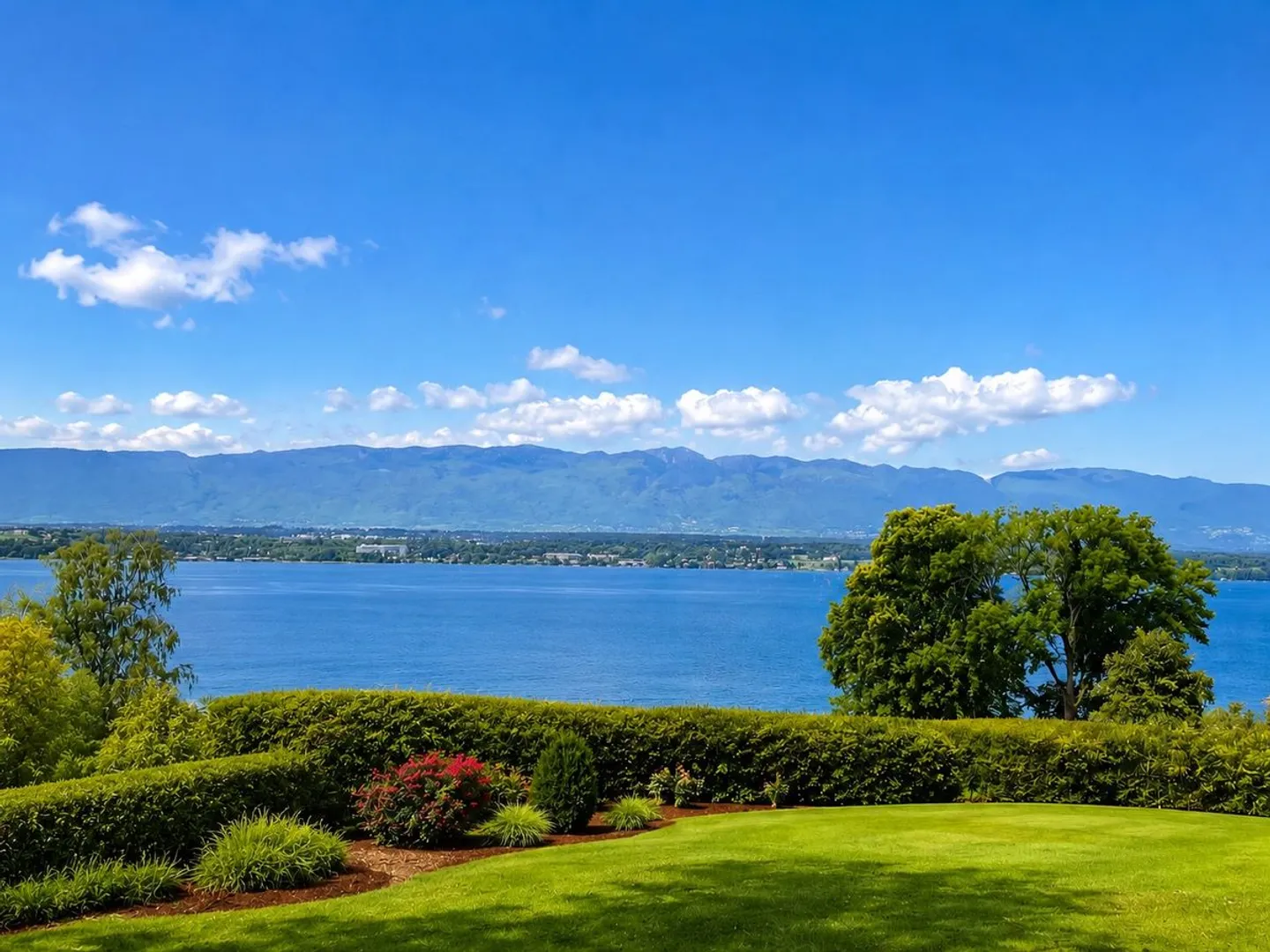COLOGNY | GENÈVE - Foto 1 von 13