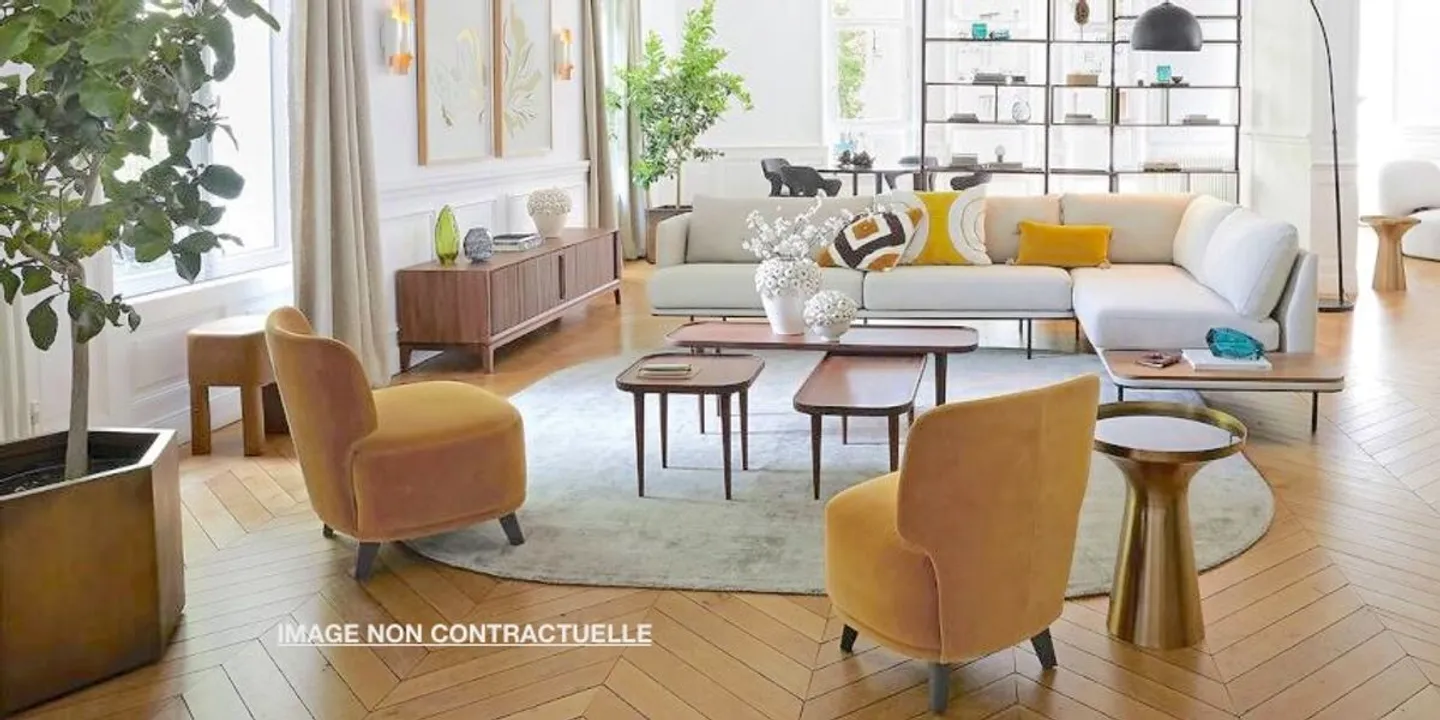 LUXURY PRIVATE HOTEL | PRESTIGIOUS ADDRESS | - Photo 1 of 13
