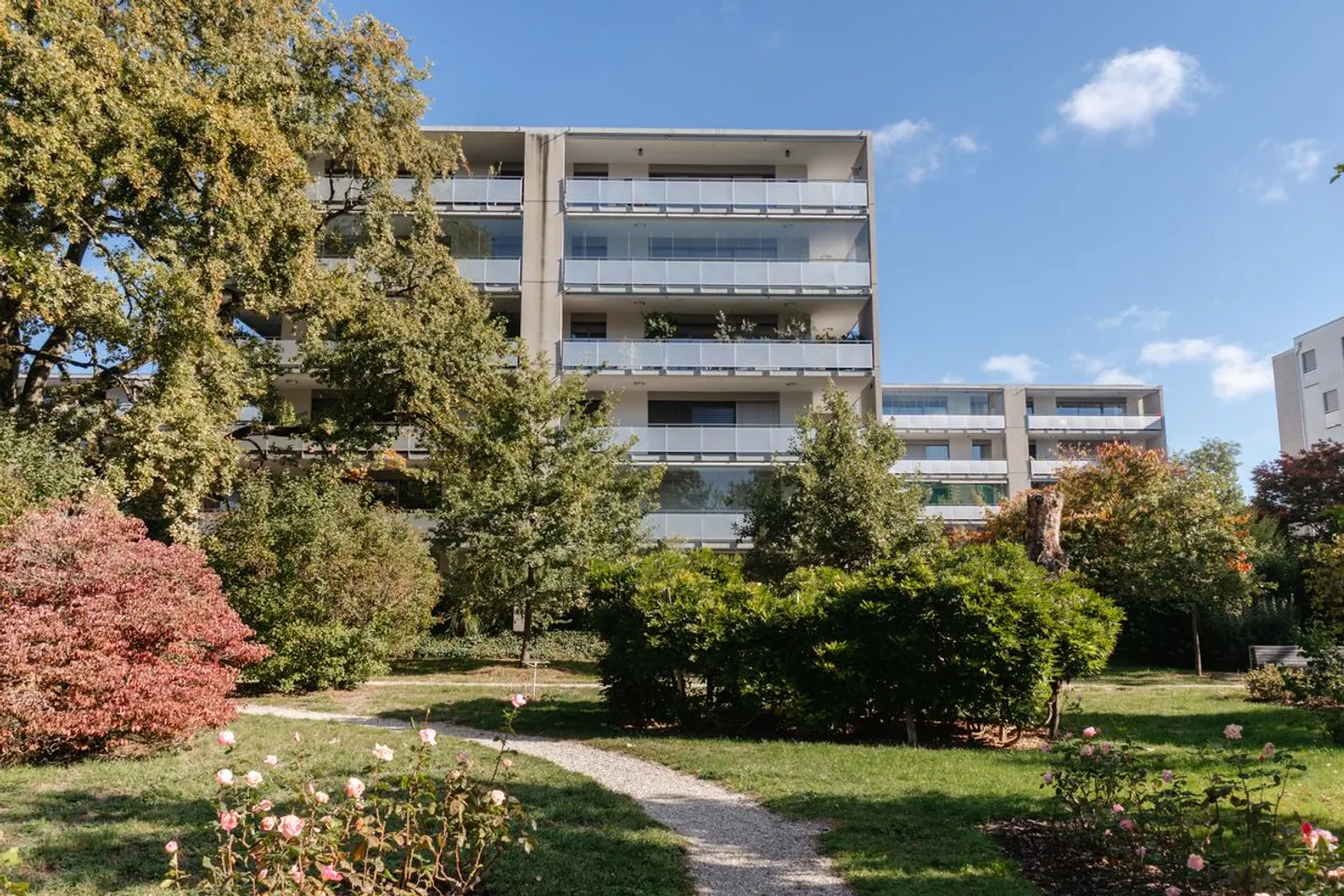 Superb apartment in a green setting - Photo 1 of 4