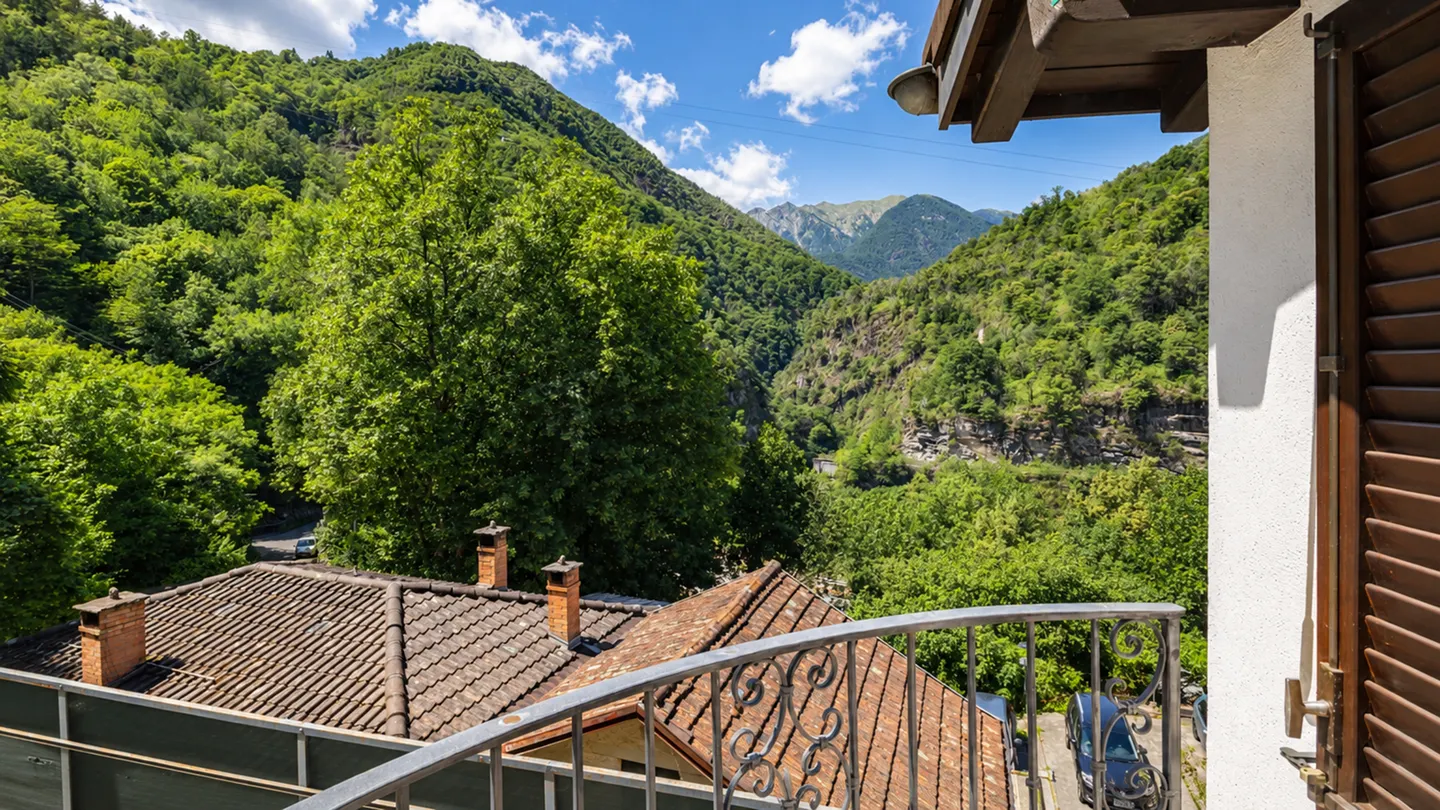 Casa rinnovata a Intragna | Renoviertes Einfamilienhaus - Erstwohnsitz - Foto 5 di 9