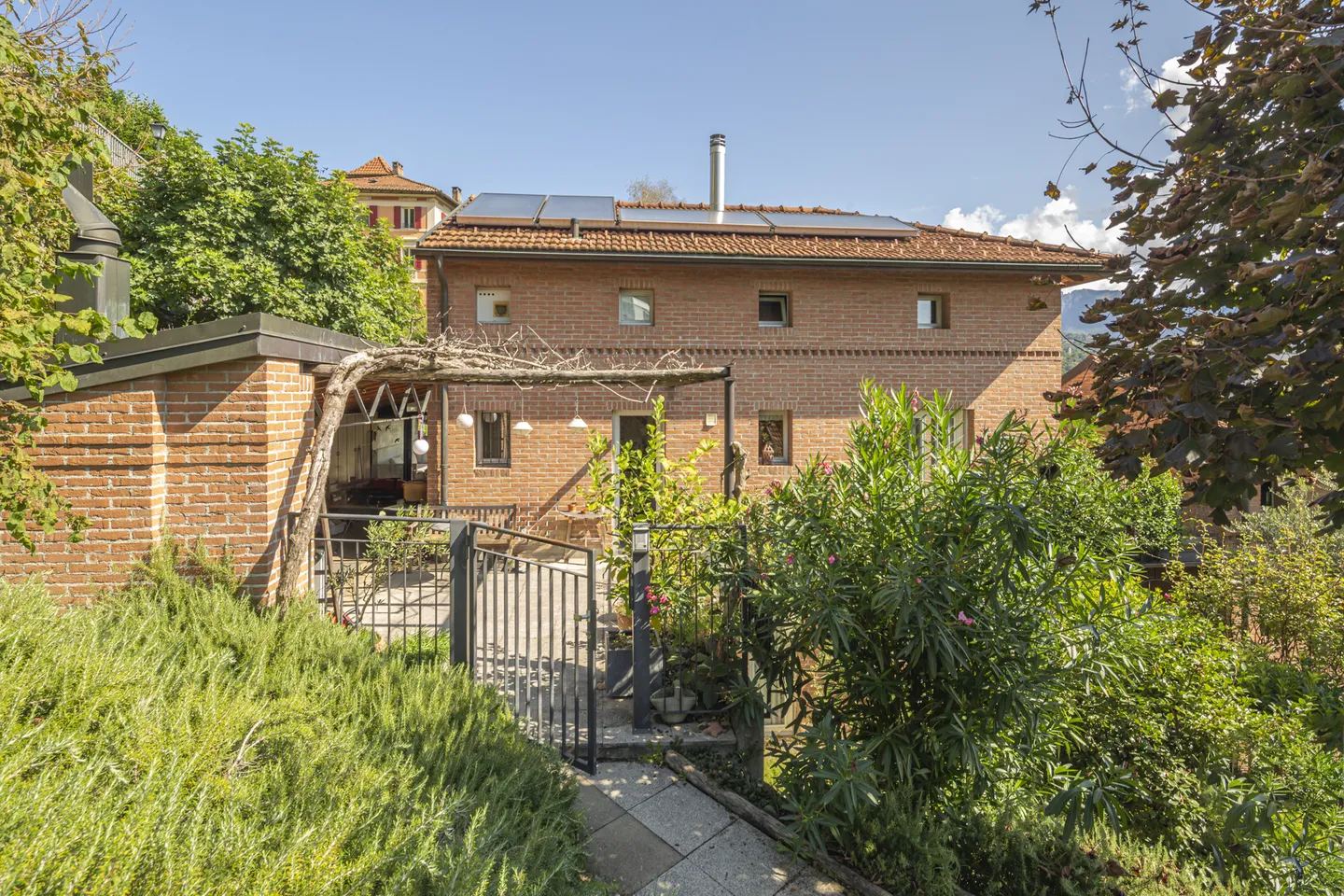 Mediterranes Wohngefühl - Foto 1 von 7