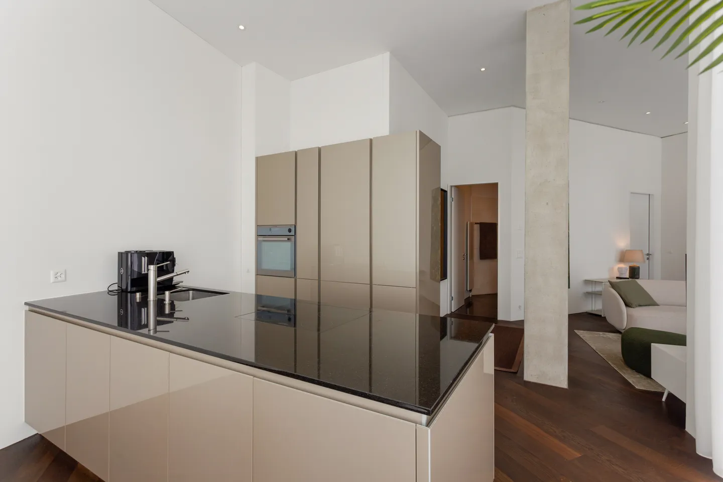 LOFT. AU COEUR DE ZURICH OUEST. - Photo 2 sur 3