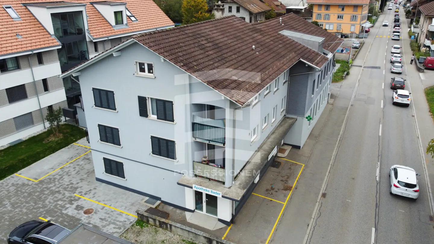 Grosses Mischgebäude - Foto 7 von 12