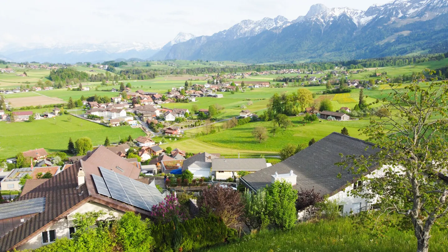 Wohnen mit Weitblick  Zweifamilienhaus mit atemberaubender Alpenaussi - Photo 9 sur 13