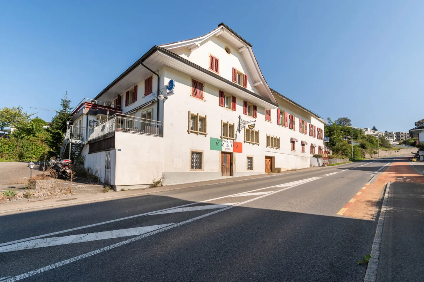 Edificio residenziale e commerciale con potenziale d'uso versatile - Foto 2 di 11