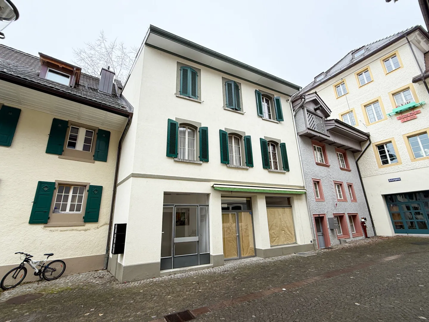 Multi-family house with commercial space in the best old town location of Zofingen - Photo 7 of 11