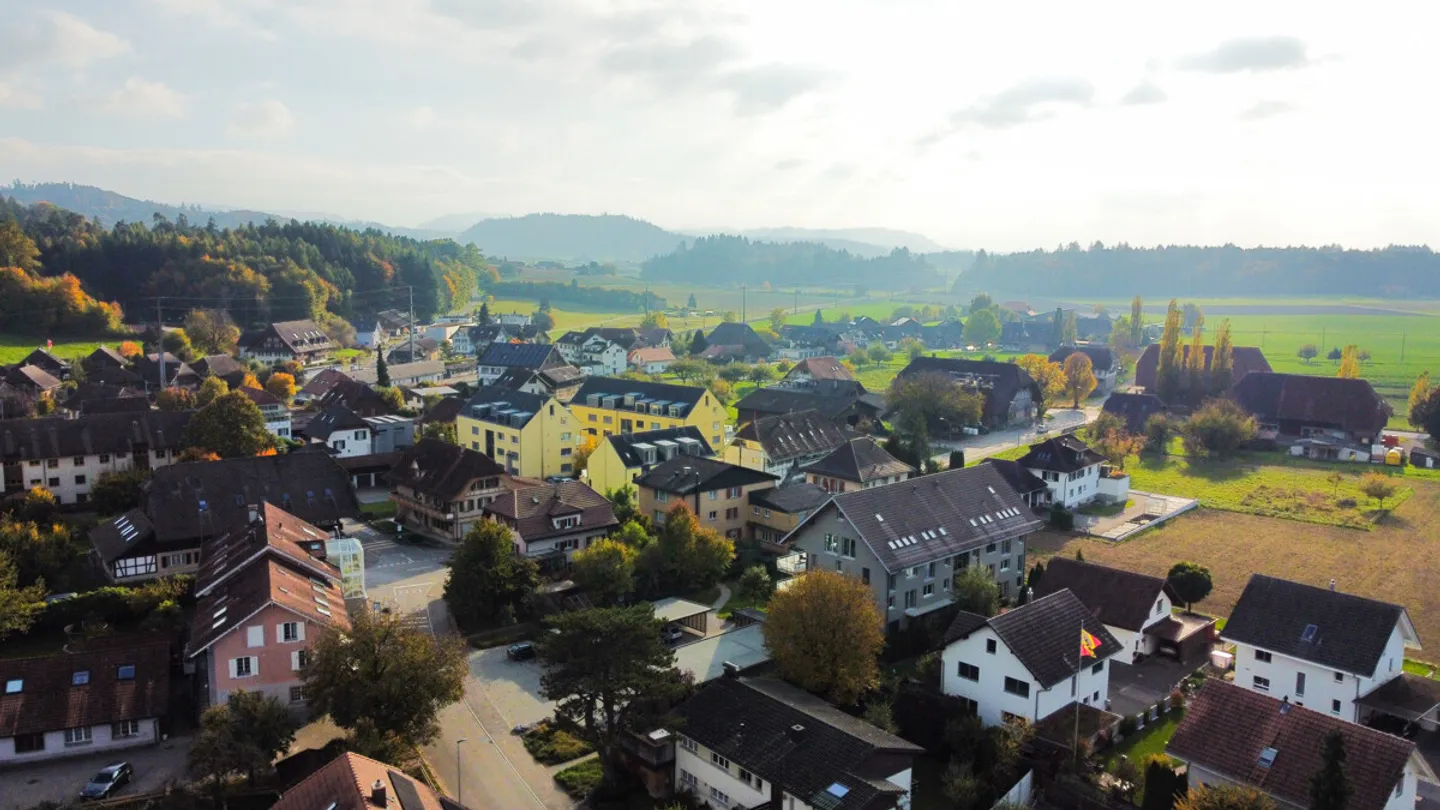 CENTRAL PLOT IN LYSSACH WITH HIGH DEVELOPMENT POTENTIAL - Photo 11 of 11