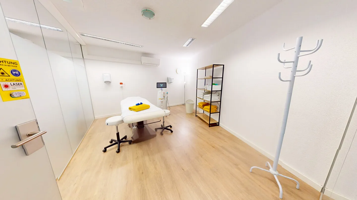 Erfolgreiches Studio mit bestehender Infrastruktur und Kundenbasis - Foto 6 di 12