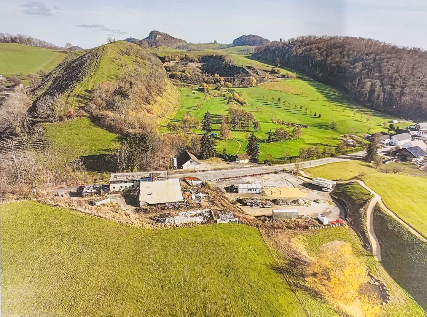 Attractive plot with panoramic view 8807 m² building land in Haue - Photo 3 of 11