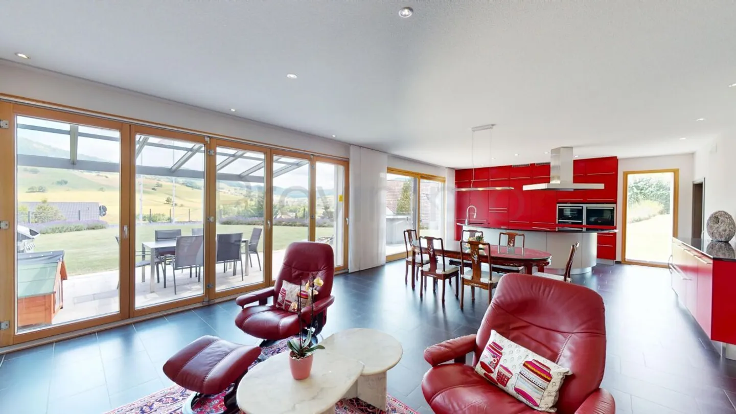 Modern Villa: Only 45 Min. to Zurich/Basel & 25 Min. to Baden - Photo 5 of 13