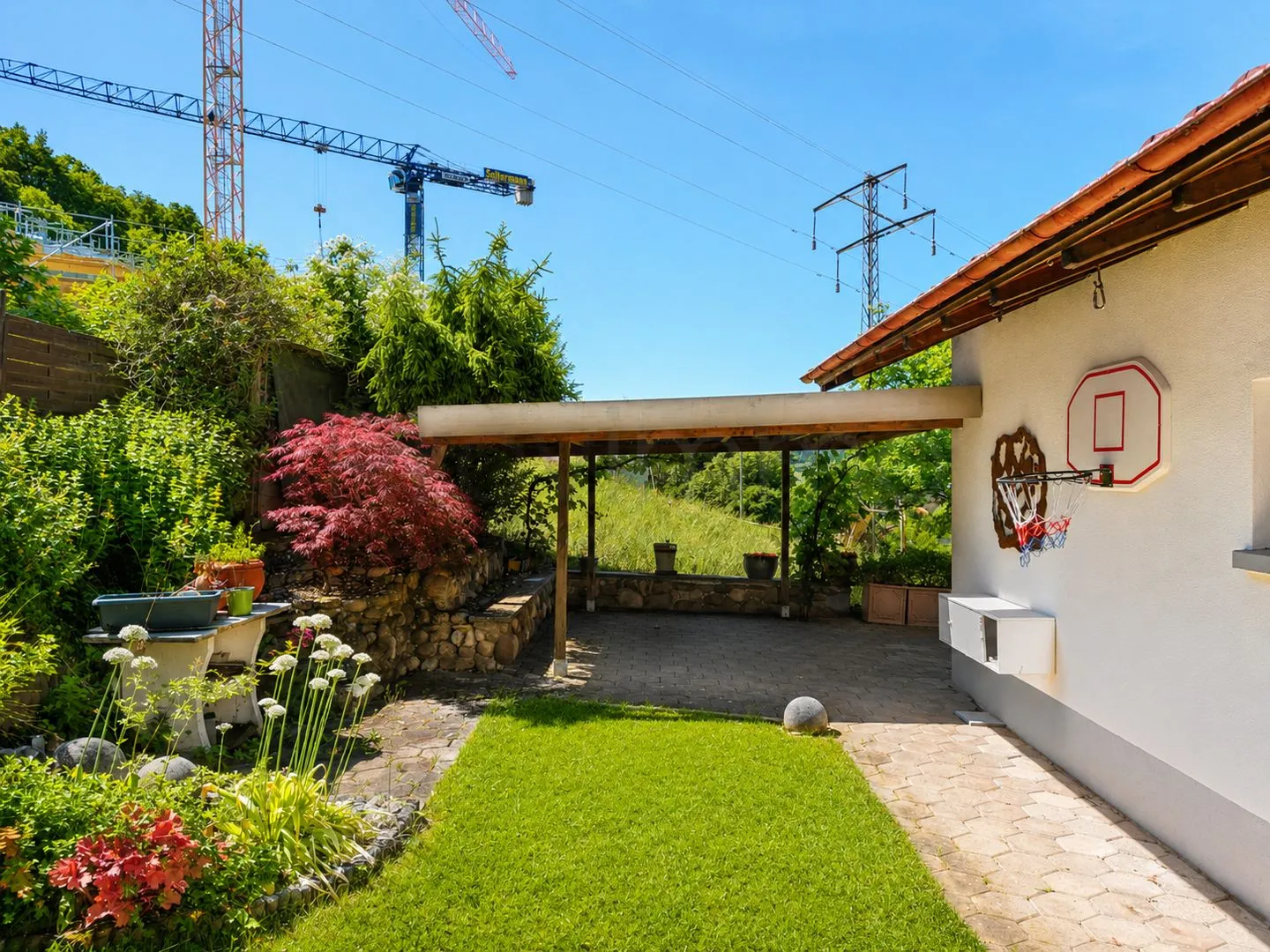 Vivre avec une vue – Une maison pleine de possibilités - Photo 5 sur 13