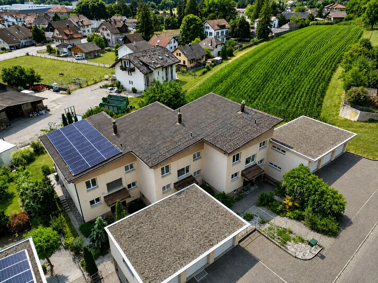 Une maison avec beaucoup d'espace pour vos propres idées - Photo 4 sur 13