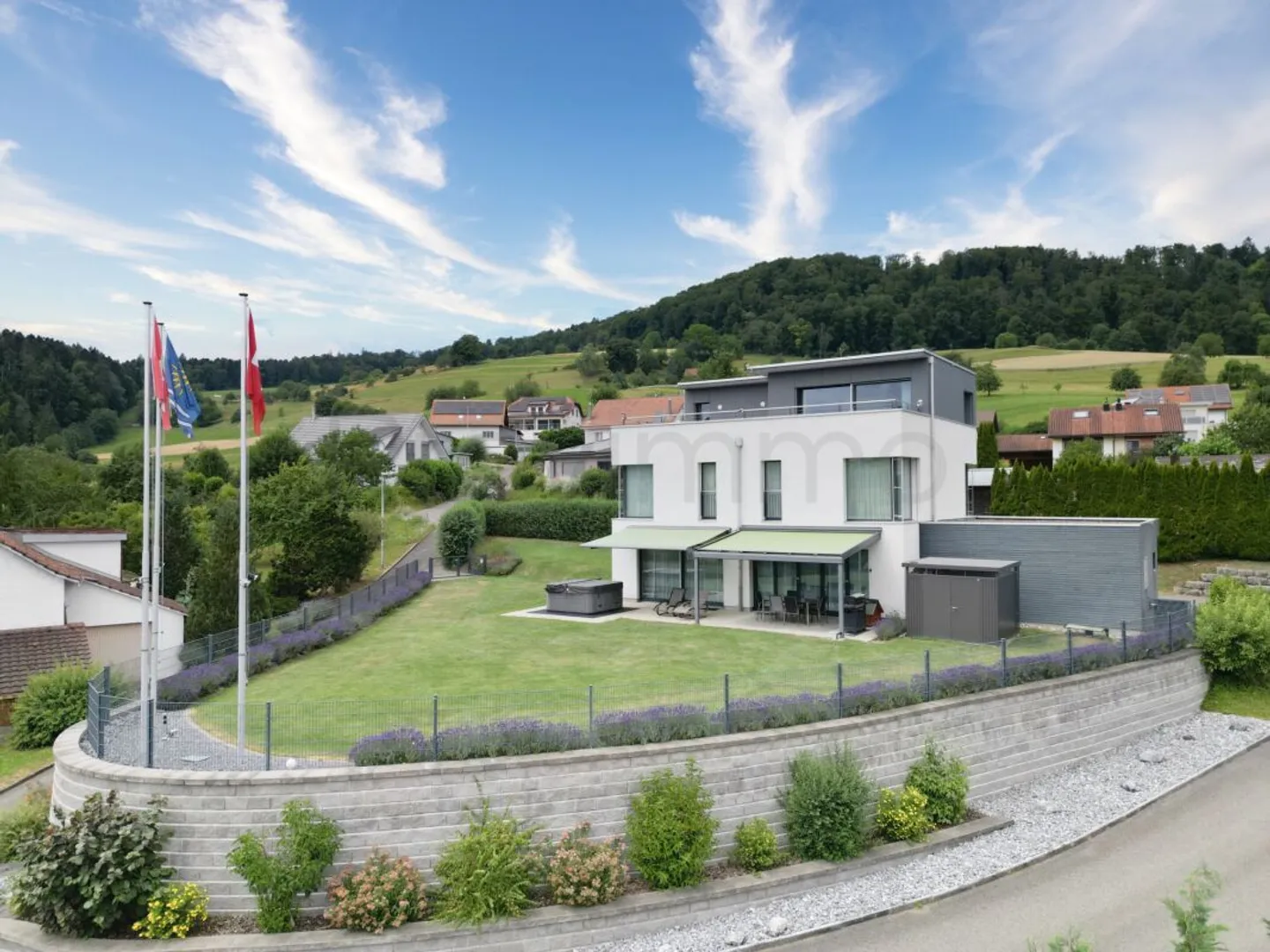 Modern Villa: Only 45 Min. to Zurich/Basel & 25 Min. to Baden - Photo 2 of 13
