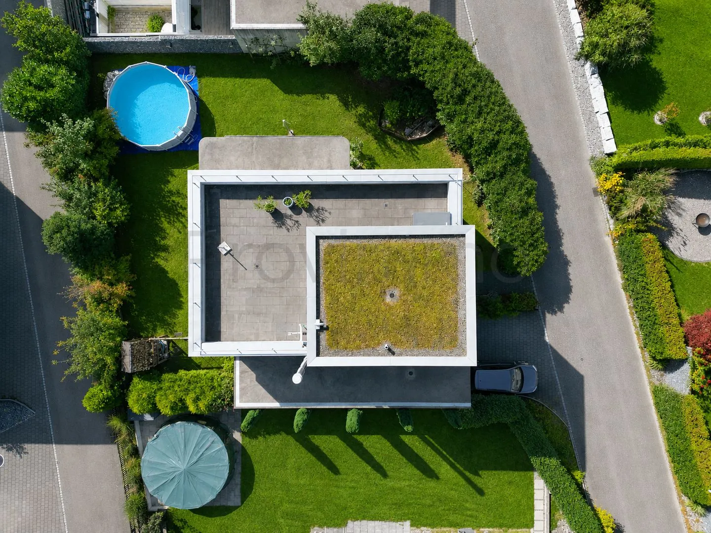 A House to Feel Good – Bright, Modern and Spacious - Photo 6 of 13