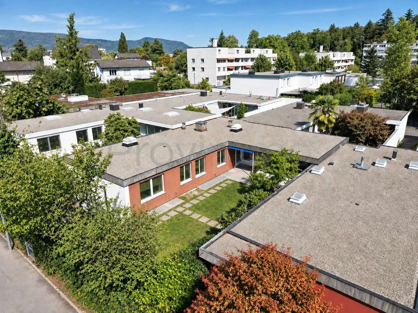 Charmantes Einfamilienhaus in Aarau - Foto 1 von 13