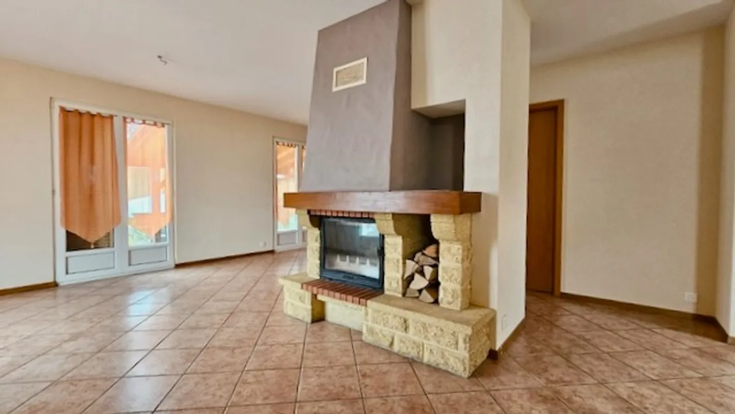 Magnifica casa familiare a Sainte-Croix - Foto 7 di 13