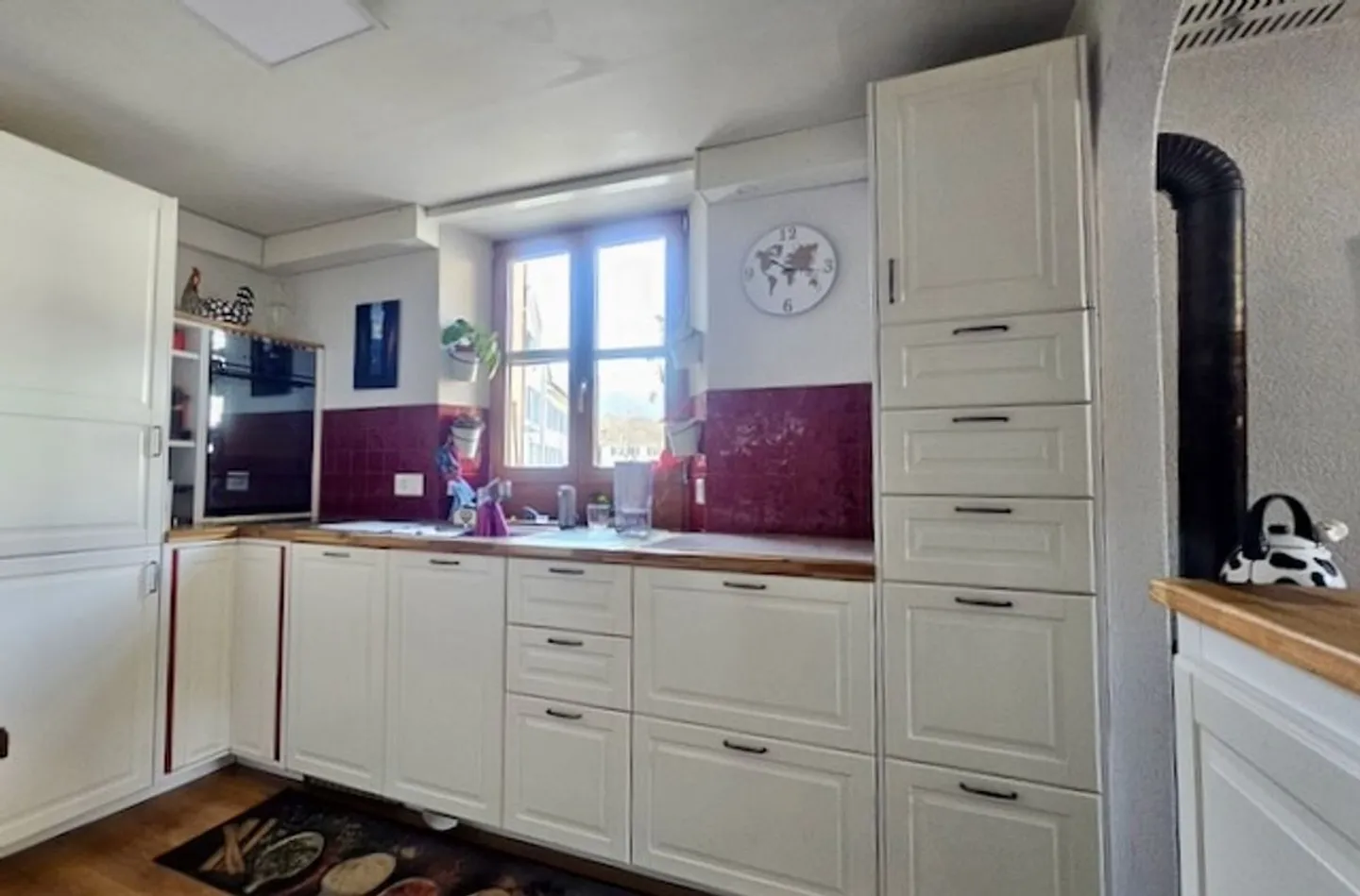 Affascinante casa di villaggio adiacente a Fleurier. - Foto 5 di 13