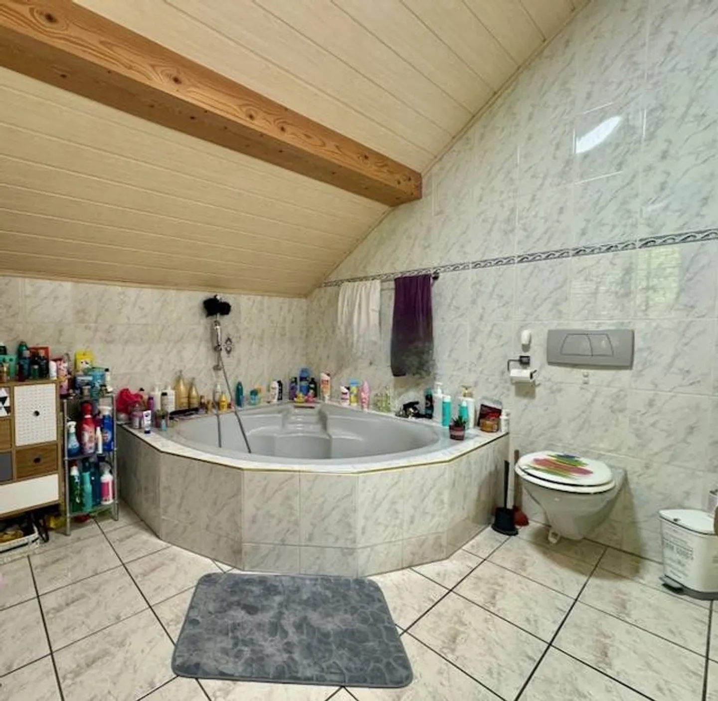 In esclusiva: Fai un'offerta per questa bella villa indipendente, vicino alla foresta, terrazze, giardino e 3 posti auto - Foto 11 di 13