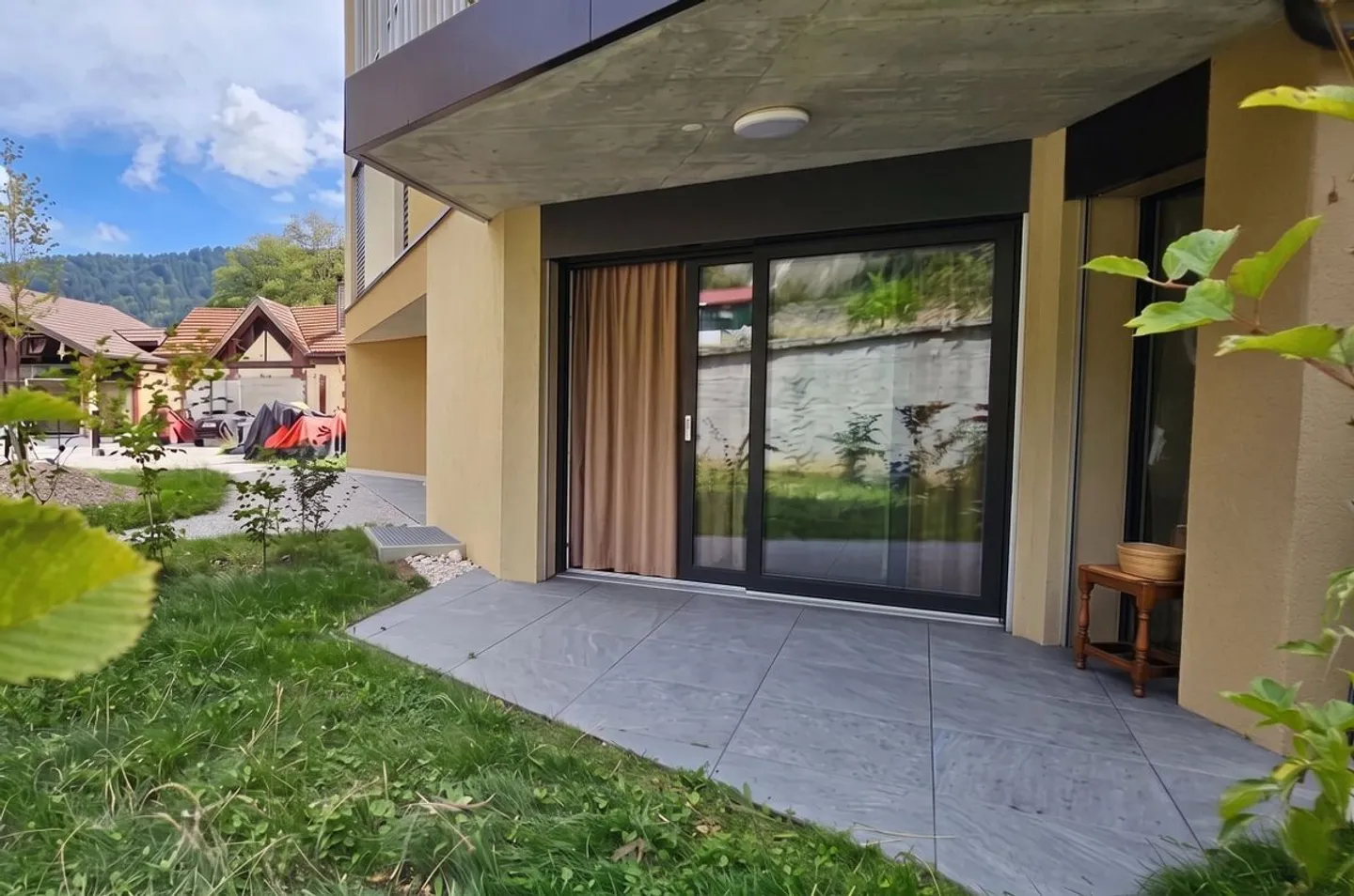 Pretty 2.5 room apartment with terraces and garden in Couvet - Photo 9 of 13